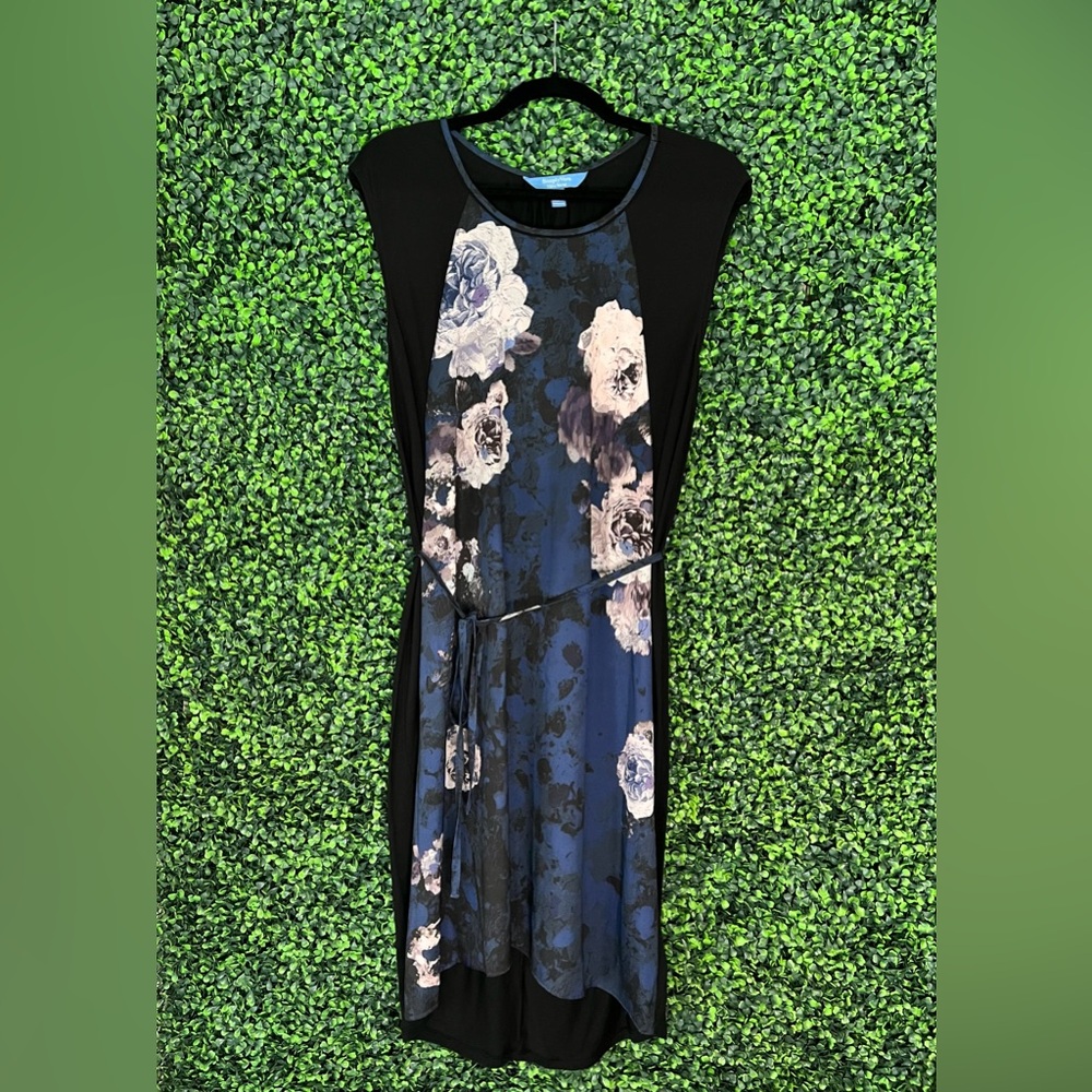 Simply Vera by Vera Wang Black and Blue Floral Dress
